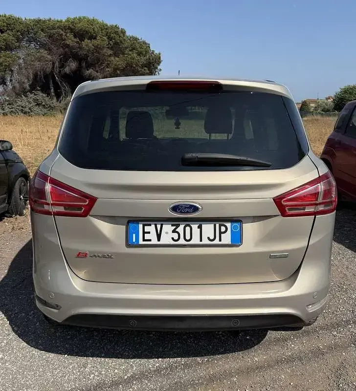 Usata Ford B-MAX Business Edition 101 CV (74 kW) 2014 Monovolume