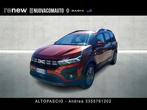 Usata Dacia Jogger Expression 110 CV (80 kW) 2022 Arancione Monovolume