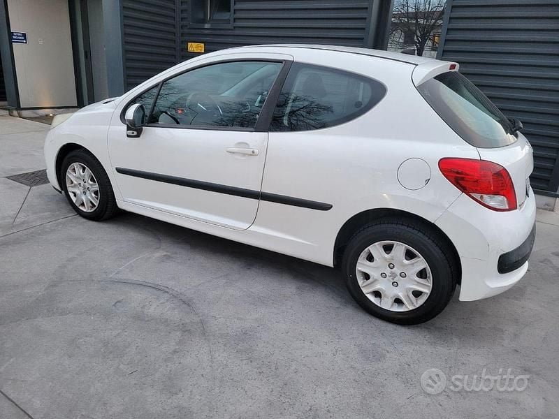 Usata Peugeot 207 75 CV (55 kW) 2009