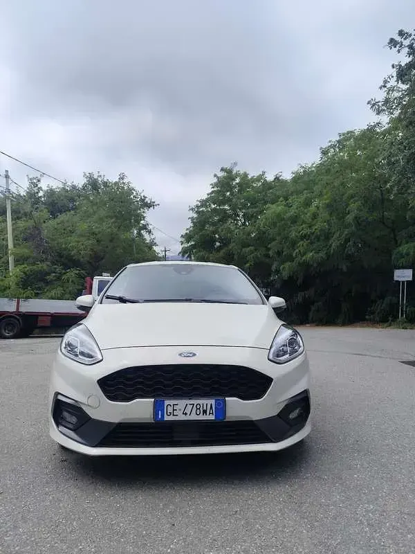 Usata Ford Fiesta 82 CV (60 kW) 2021 Utilitaria