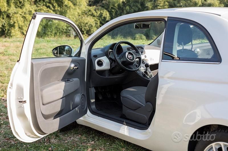 Usata Fiat 500 69 CV (50 kW) 2010 Bianco Utilitaria
