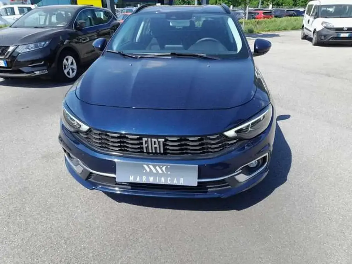 Usata Fiat Tipo Business 95 CV (69 kW) 2022 Blu/azzurro Station wagon
