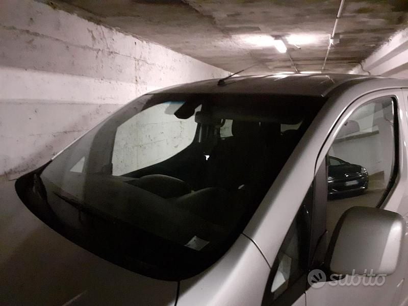 Usata Nissan NV200 110 CV (80 kW) 2012 Grigio Monovolume