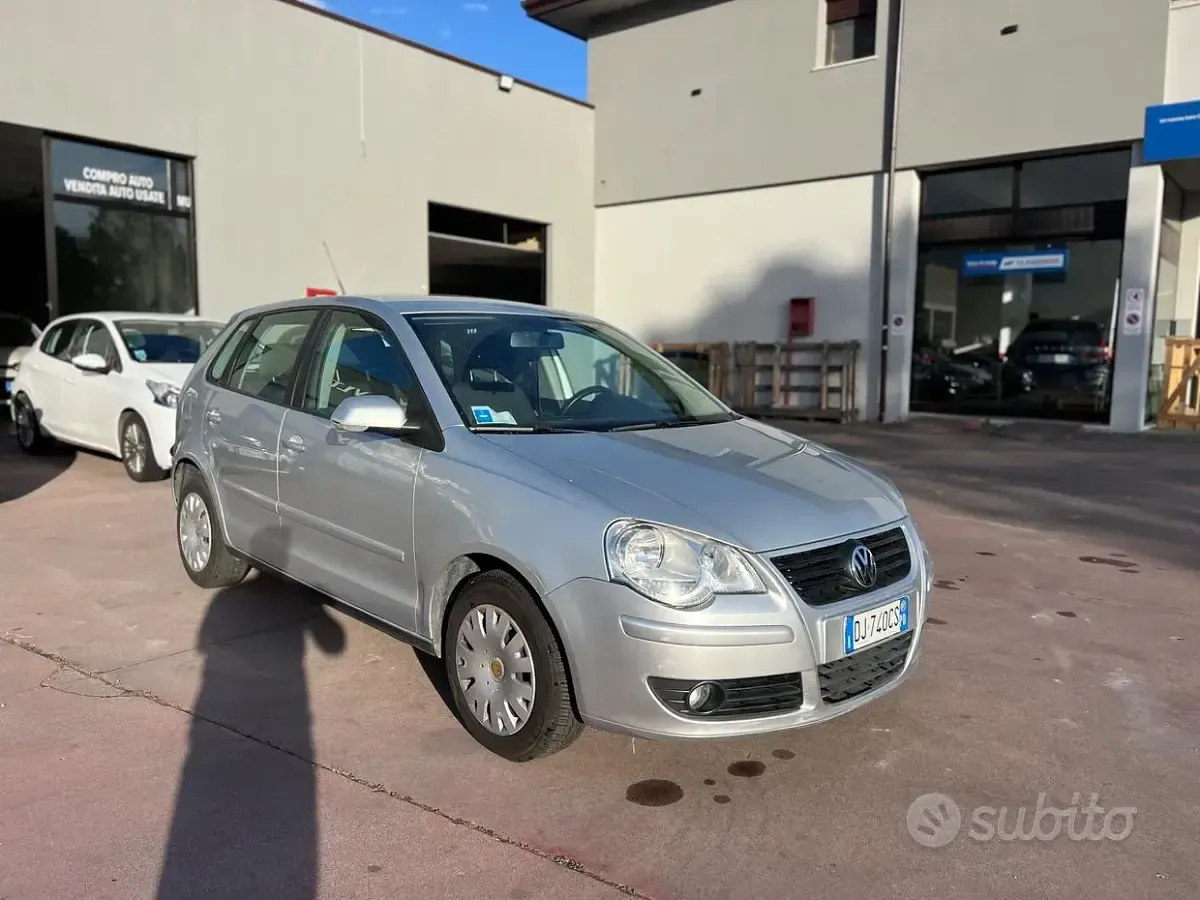 Usata VW Polo United 69 CV (50 kW) 2008 Grigio Utilitaria
