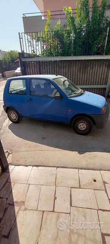 Usata Fiat Cinquecento 1998 Blu Utilitaria