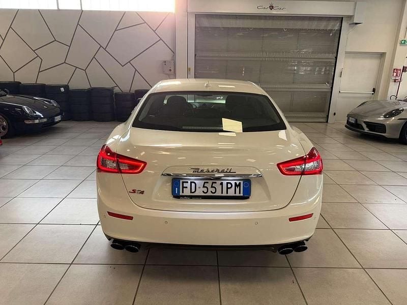 Usata Maserati Ghibli 409 CV (300 kW) 2016 Bianco Berlina