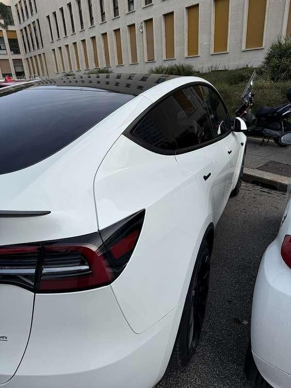 Usata Tesla Model Y Performance 155 kW (211 CV) 2023 SUV