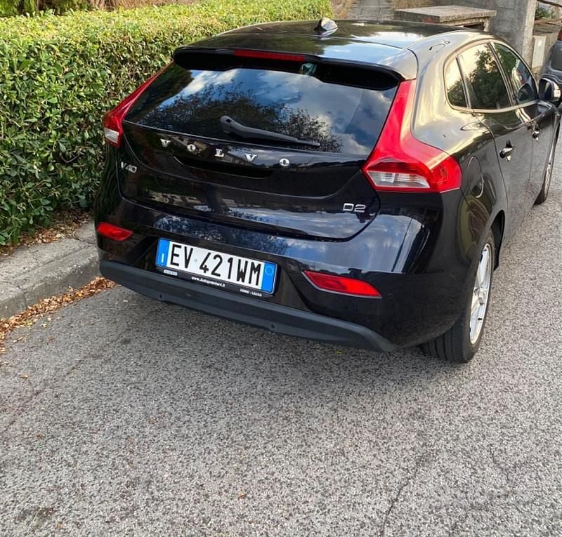 Usata 2014 Volvo V40 | 8500 € - Immagine 1/4