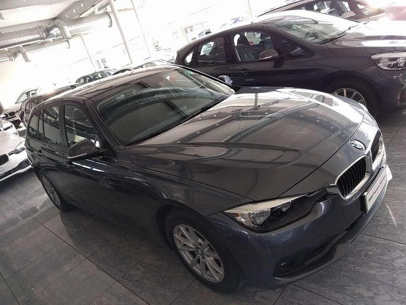 Usata BMW 318 Efficient Dynamics 150 CV (110 kW) 2016 Grigio Station wagon