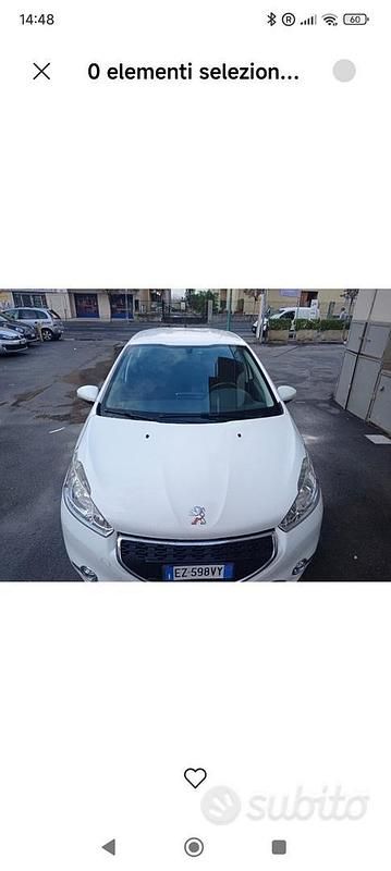 Usata Peugeot 208 Allure 68 CV (50 kW) 2015 Grigio Utilitaria