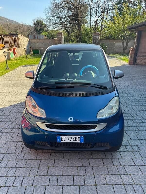 Usata Smart ForTwo Coupé 71 CV (52 kW) 2010 Utilitaria