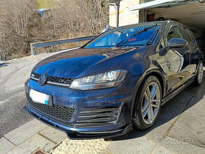 Usata VW Golf VII GTD 184 CV (135 kW) 2015 Blu Station wagon