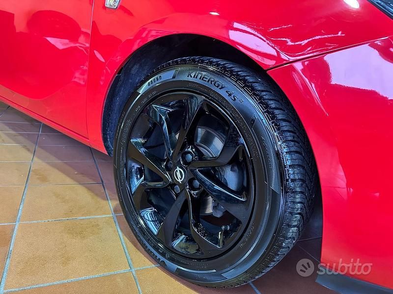 Usata Opel Corsa 90 CV (66 kW) 2015 Rosso Coupé
