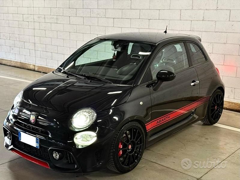 Usata Abarth 595C Turismo 165 CV (121 kW) 2016 Nero Cabrio