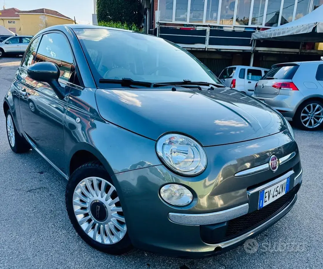 Begagnad Fiat 500 69 HK (50 kW) 2014 Grå Sedan
