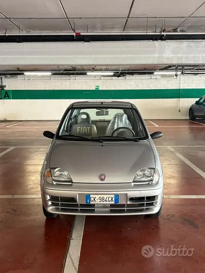 Usata Fiat 600 54 CV (39 kW) 2022 Grigio Berlina