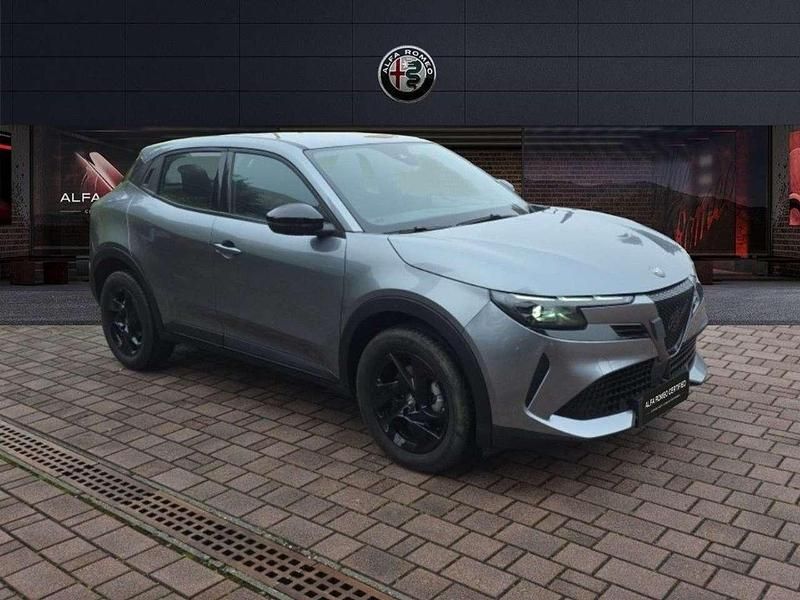 Usata Alfa Romeo Junior 136 CV (100 kW) 2025 Grigio scuro SUV