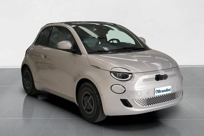 Nuova Fiat 500e 42 kW (58 CV) 2025 Grigio Berlina