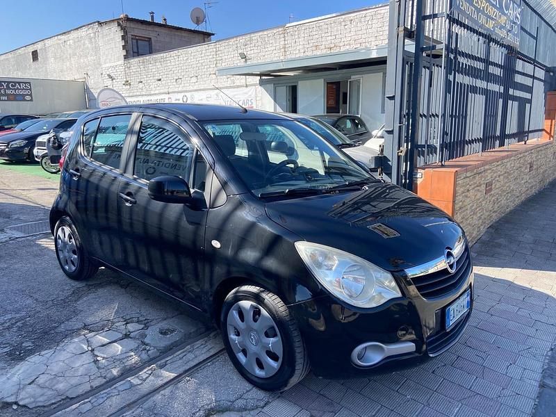 Usata Opel Agila Enjoy 65 CV (47 kW) 2010 Nero Utilitaria