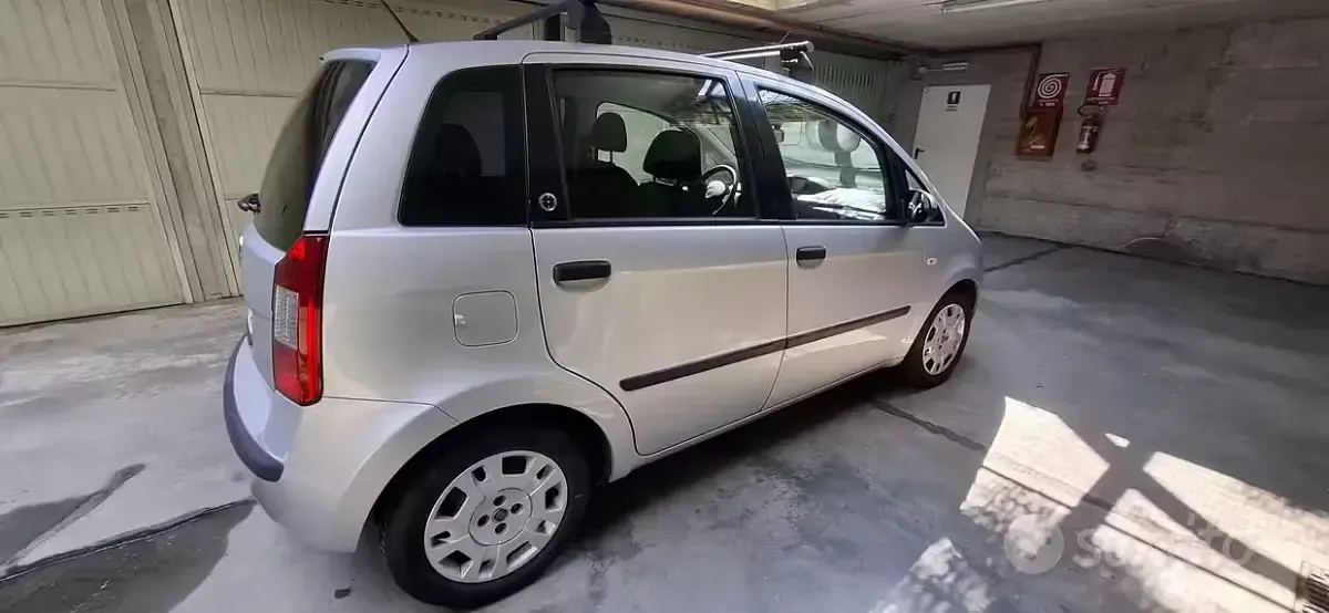 Usata Fiat Idea 80 CV (58 kW) 2010 Grigio Monovolume