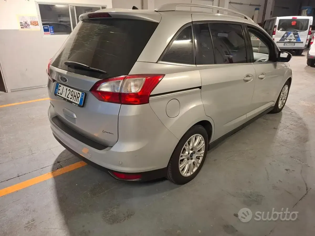 Usata Ford C-MAX Titanium 125 CV (91 kW) 2011 Grigio Monovolume