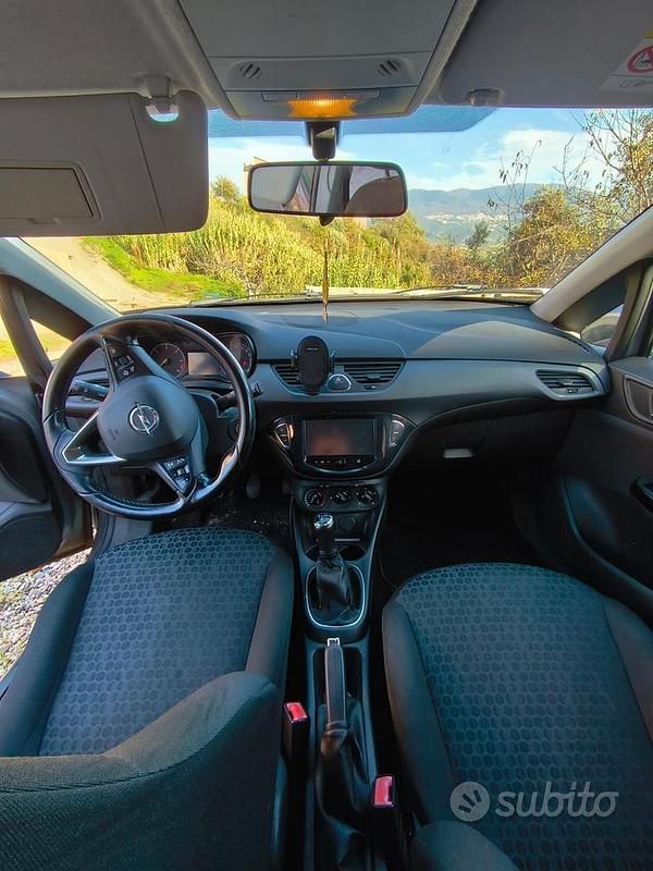 Grigio Usata 2015 Opel Corsa Eco Tre volumi | 6000 € (Buon prezzo) - Immagine 1/4