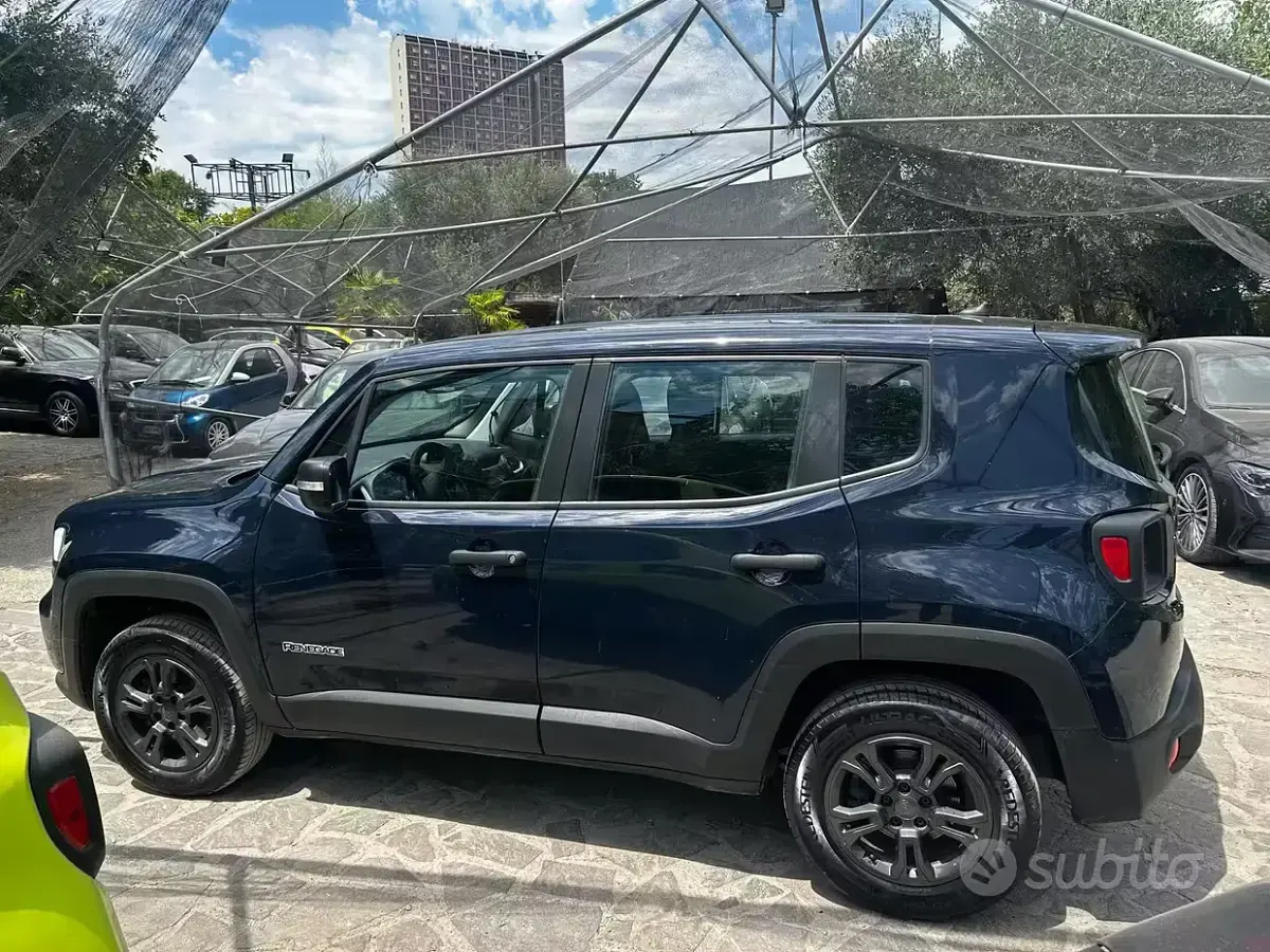 Usata Jeep Renegade Longitude 140 CV (102 kW) 2020 Bluazzurro SUV