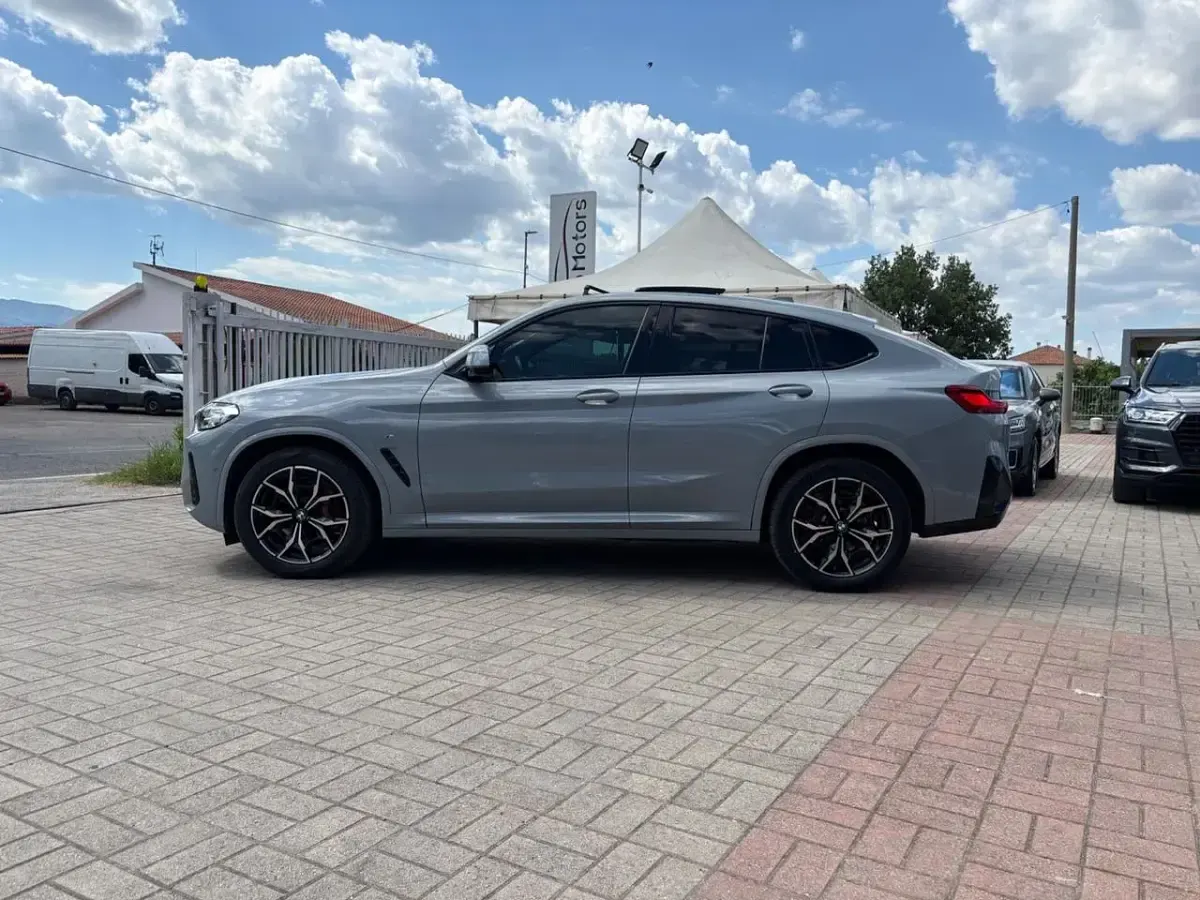 Usata BMW X4 M Sport 190 CV (139 kW) 2022 Grigio SUV