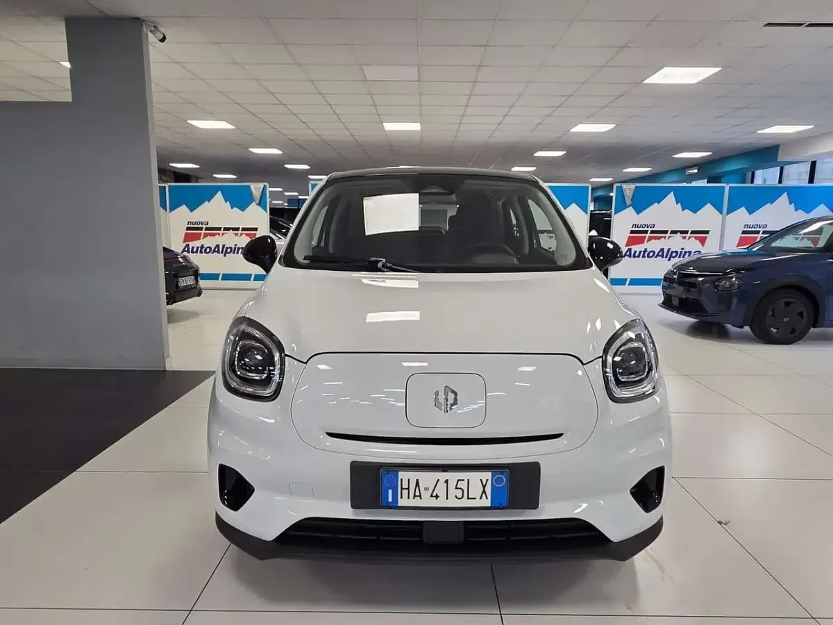 Nuova Leapmotor T03 36 kW (50 CV) 2025 Gray Utilitaria