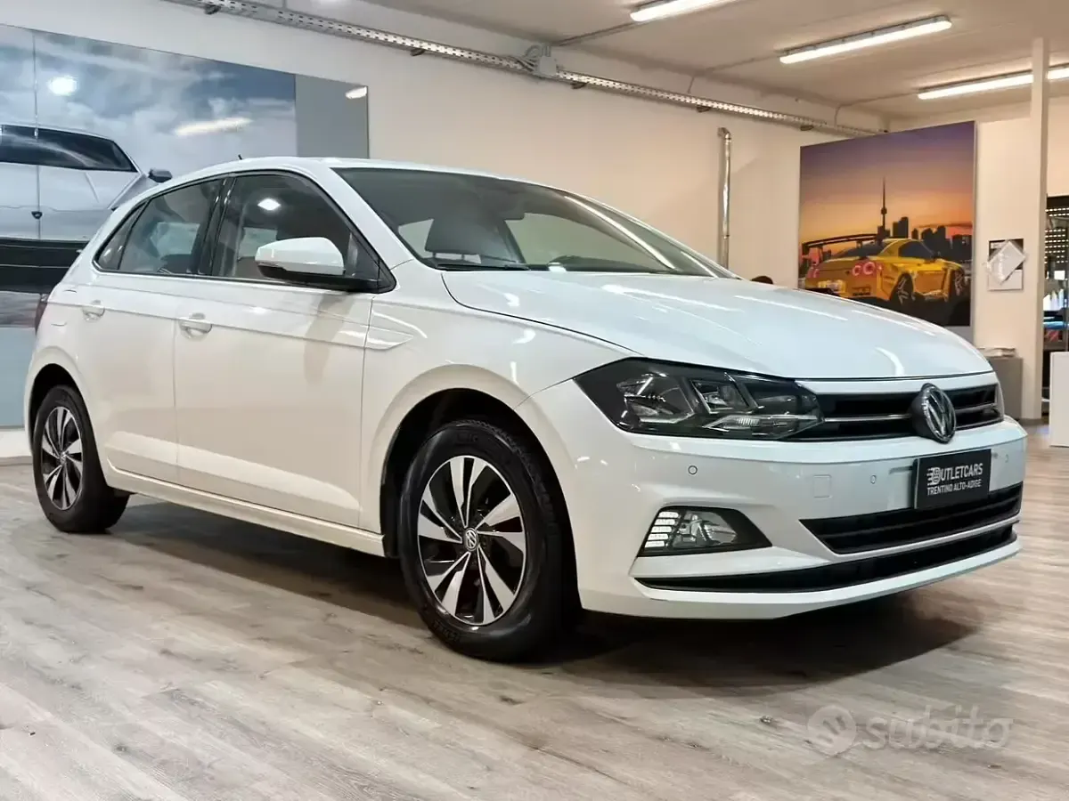 Usata VW Polo Comfortline 80 CV (58 kW) 2018 Bianco Utilitaria