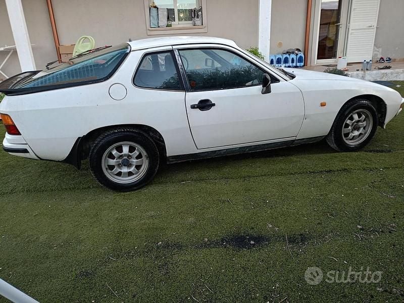 Usata Porsche 924 125 CV (91 kW) 1981 Bianco Coupé
