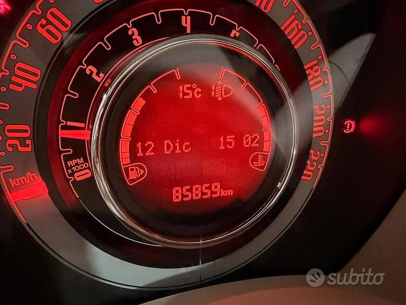 Usata Fiat 500 Lounge 69 CV (50 kW) 2019 Bianco Berlina