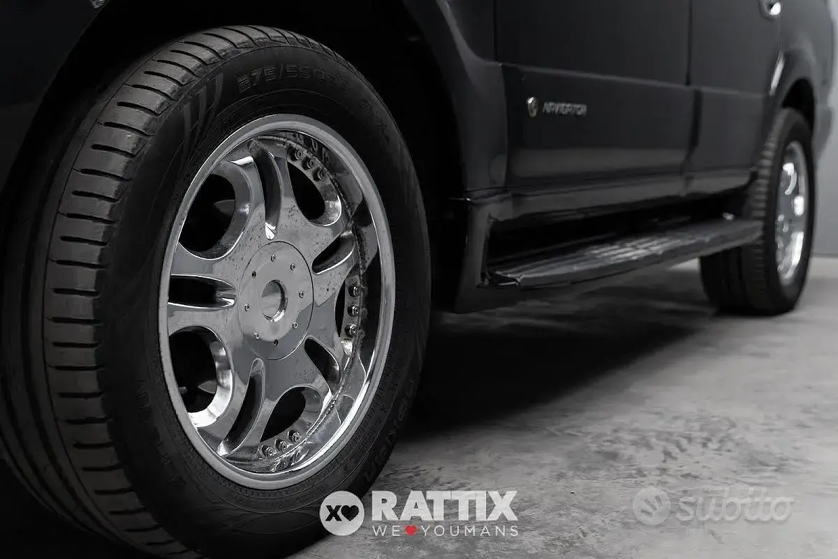 Usata Lincoln Navigator 305 CV (224 kW) 2000 Nero SUV