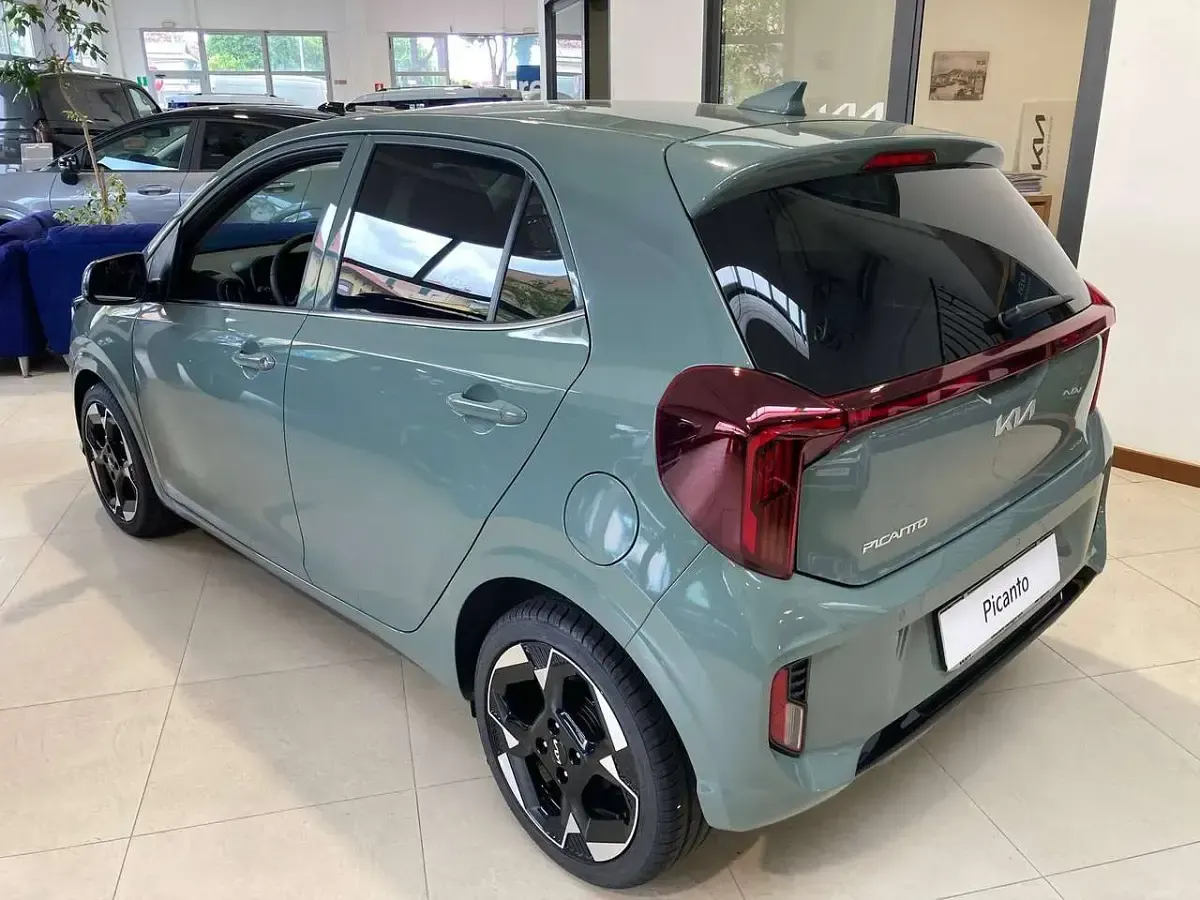 Nuova Kia Picanto Style 68 CV (50 kW) 2026 Adventure green met Utilitaria