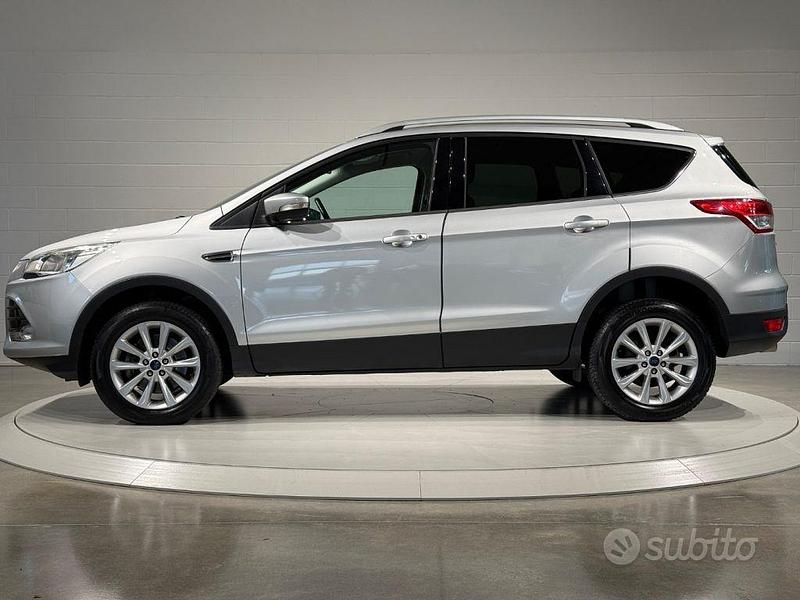 Usata Ford Kuga Titanium 150 CV (110 kW) 2015 Grigio SUV