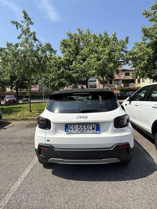 Usata Jeep Avenger EV Longitude 61 kW (84 CV) 2023 SUV