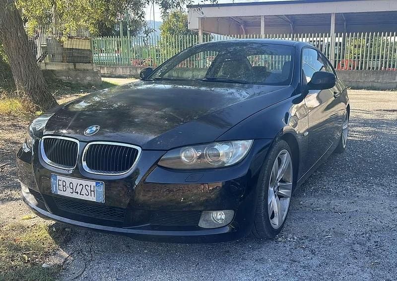 Usata BMW 320 177 CV (130 kW) 2010 Nero Coupé