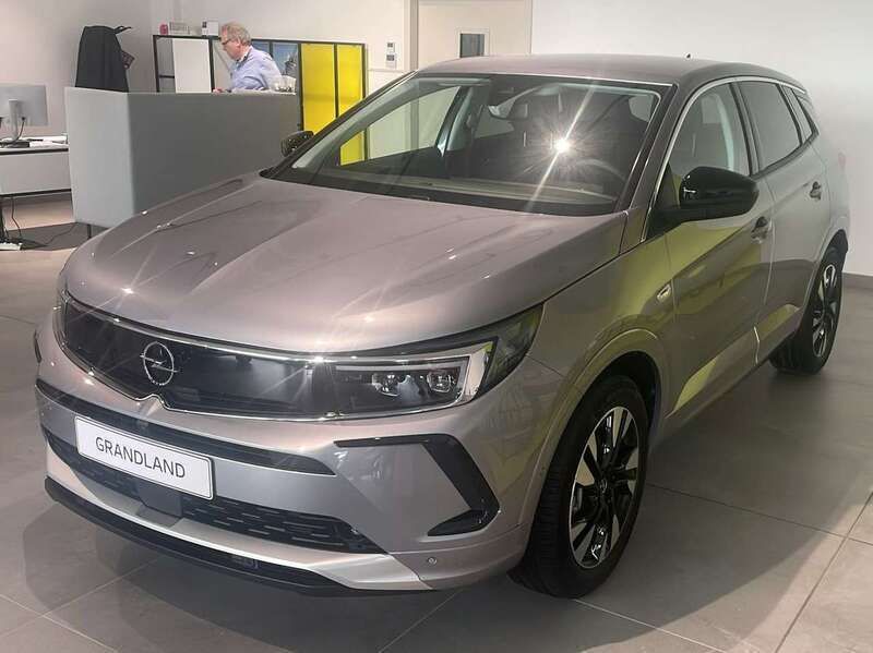 Occasion Opel Grandland X Business Elegance 136 ch (100 kW) 2024 Gris SUV