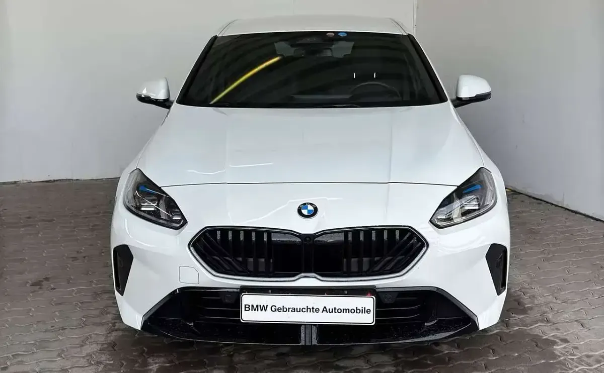 Gebraucht BMW 118 M Sport 150 PS (110 kW) 2025 Weiß Kleinwagen
