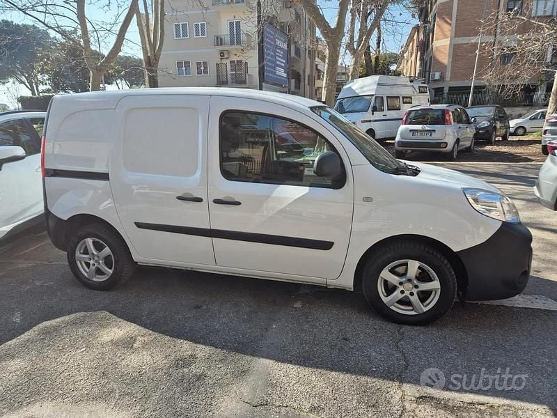Usata Renault Kangoo 95 CV (69 kW) 2019 Bianco Monovolume
