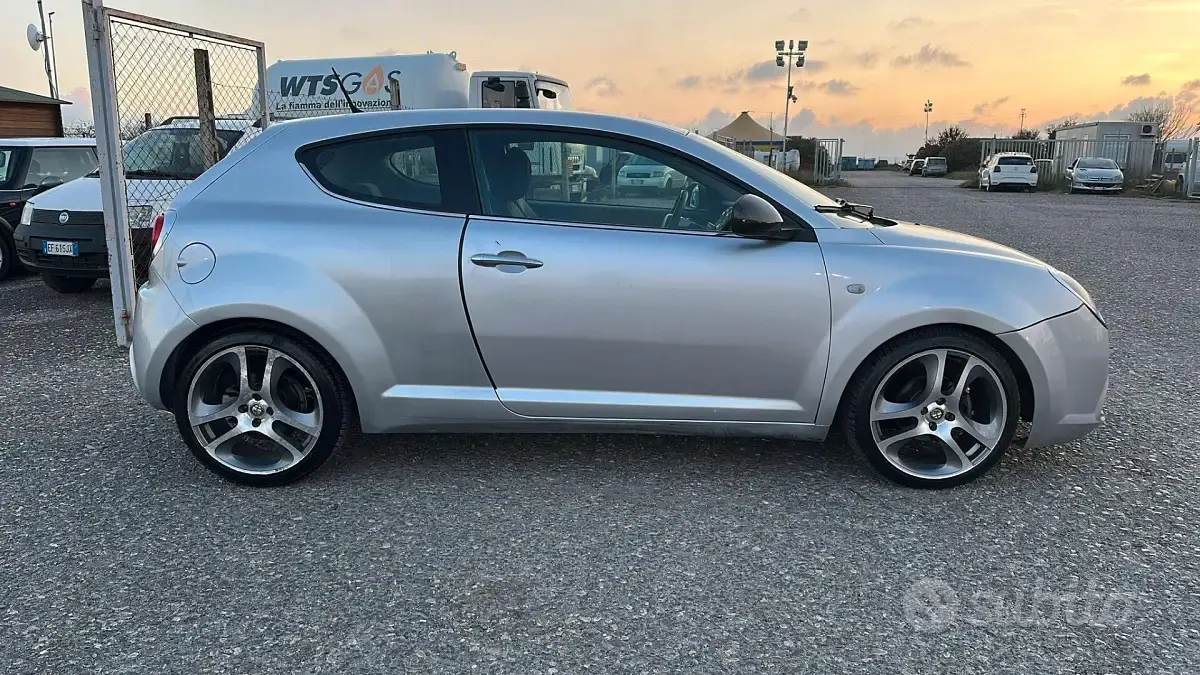 Usata Alfa Romeo MiTo 79 CV (58 kW) 2010 Grigio Utilitaria