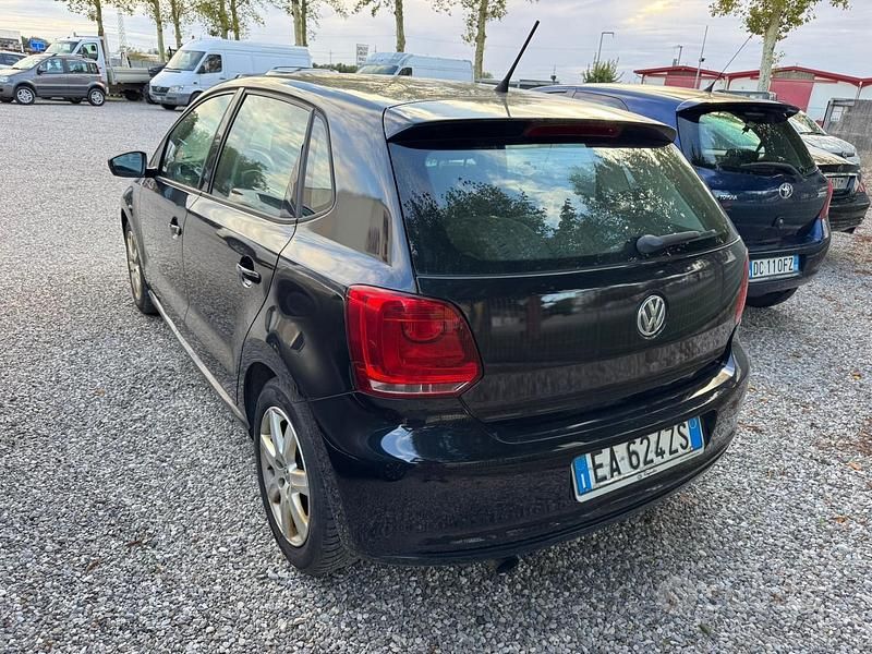 Usata VW Polo 90 CV (66 kW) 2011 Nero Berlina