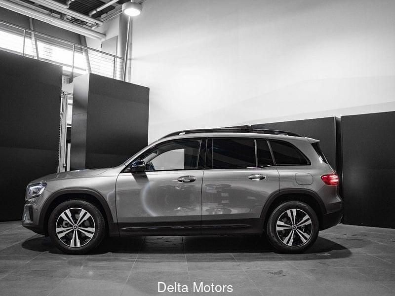 Nuova Mercedes GLB200 Progressive 150 CV (110 kW) 2025 Grigio SUV