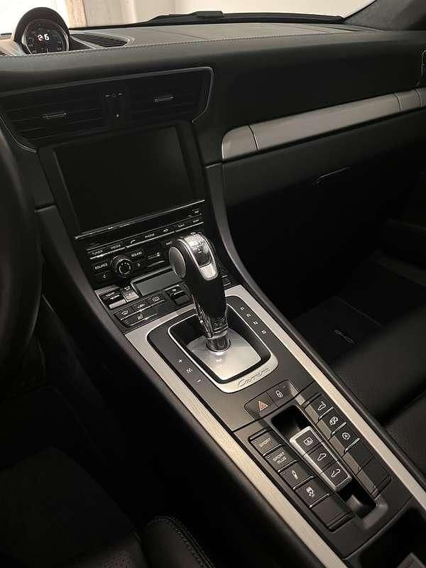 Usata Porsche 911 Carrera 4S 400 CV (294 kW) 2015 Argento Coupé