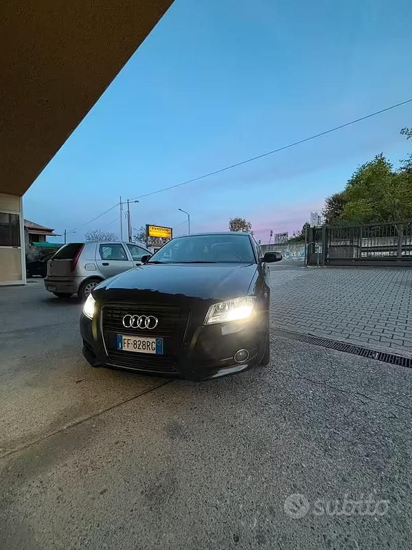 Usata Audi A3 105 CV (77 kW) 2011 Nero Utilitaria