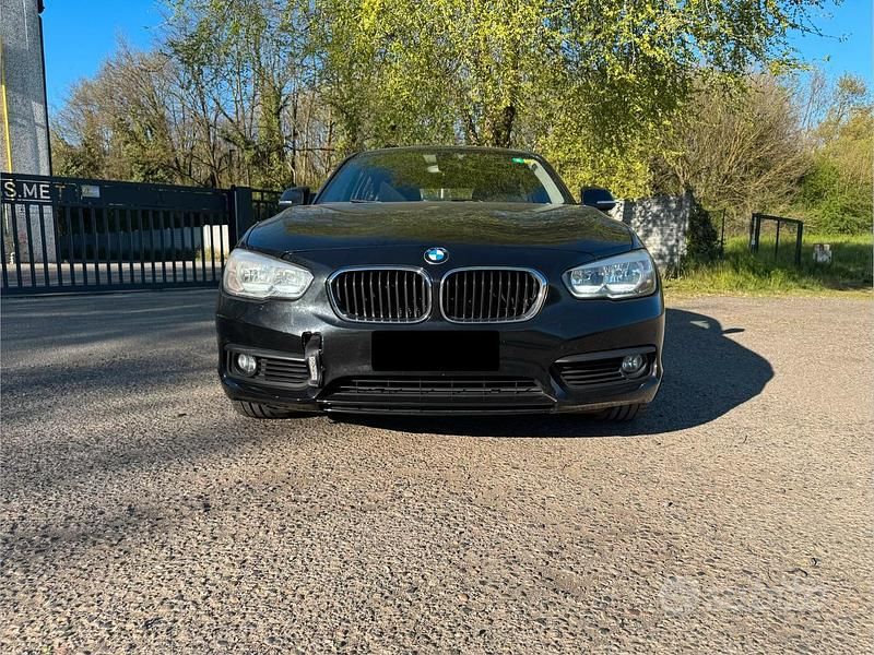 Usata BMW 118 Sport Line 150 CV (110 kW) 2016 Nero Utilitaria