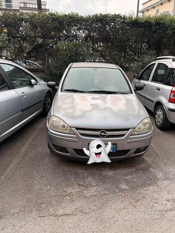 Usata Opel Corsa 69 CV (50 kW) 2006 Grigio Utilitaria