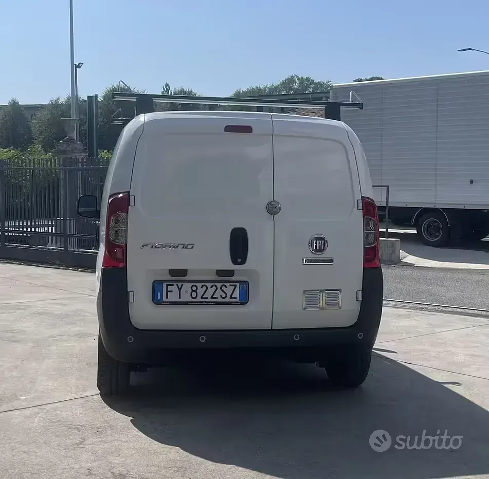 Usata Fiat Fiorino 77 CV (56 kW) 2019 Bianco Monovolume