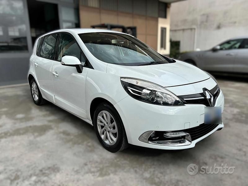 Usata Renault Scénic III XMOD 110 CV (80 kW) 2013 Bianco Monovolume