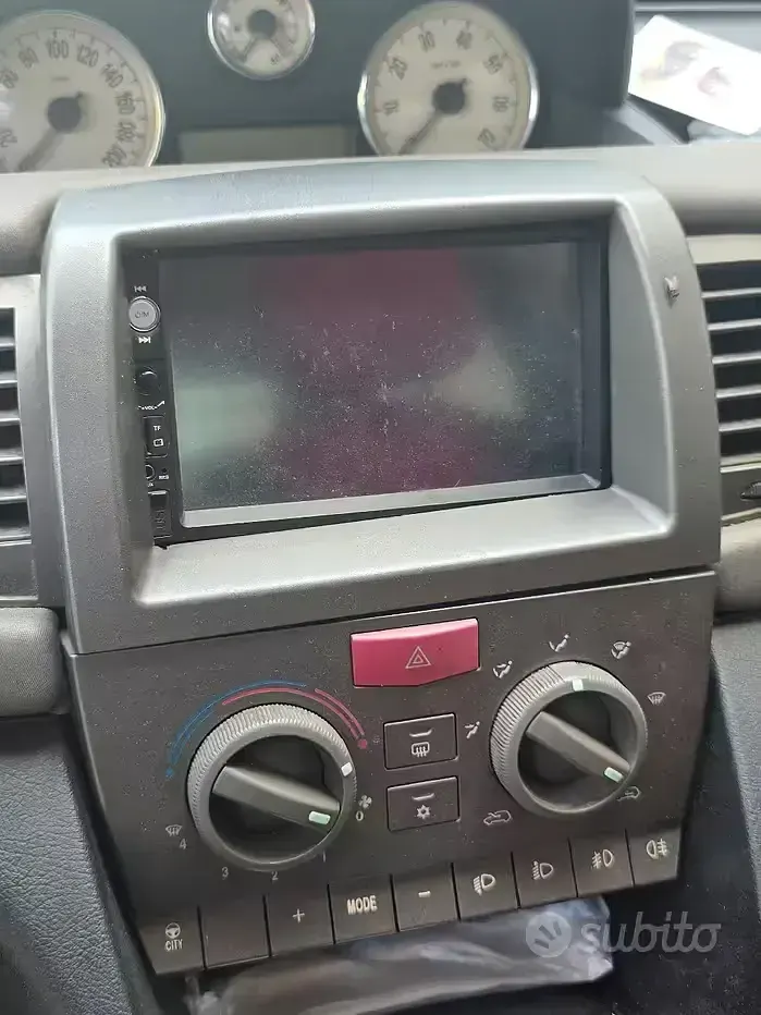 Usata Lancia Ypsilon 69 CV (50 kW) 2004 Utilitaria